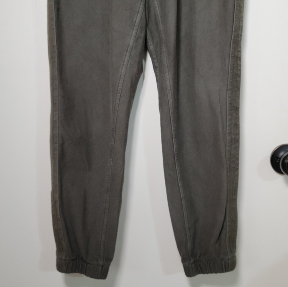 Athleta Fallon Jogger Pants Size 4 | Comfortable Jogger | 98% Cotton - Picture 2 of 9